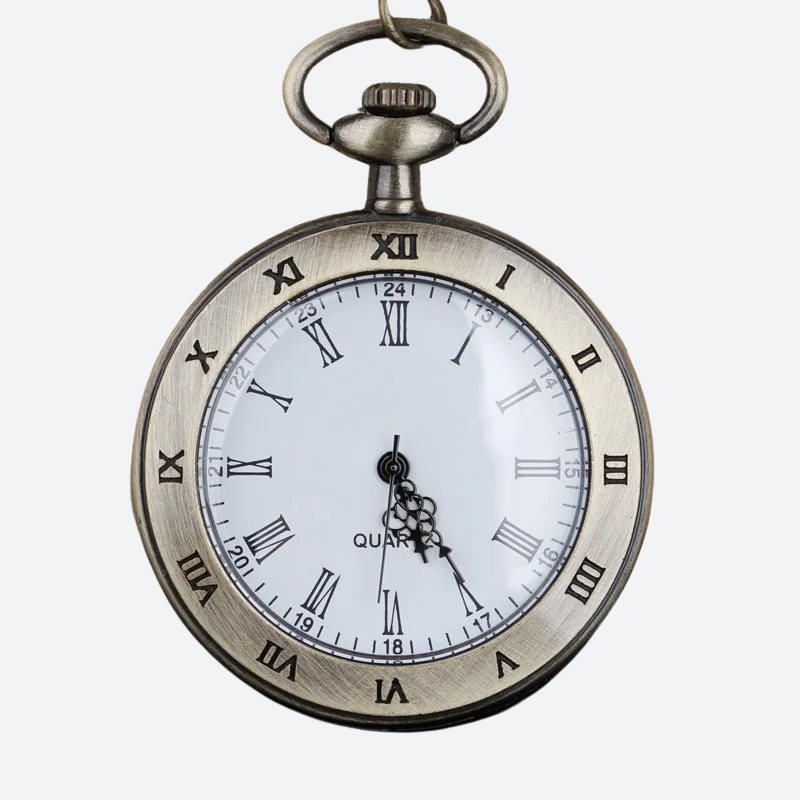 Antyczny kieszonkowy zegarek srebrny z białą tarczą i rzymskimi cyframi