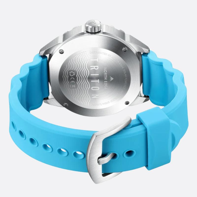 Niebieski silikonowy pasek zegarka Triton North Edge z srebrną klamrą